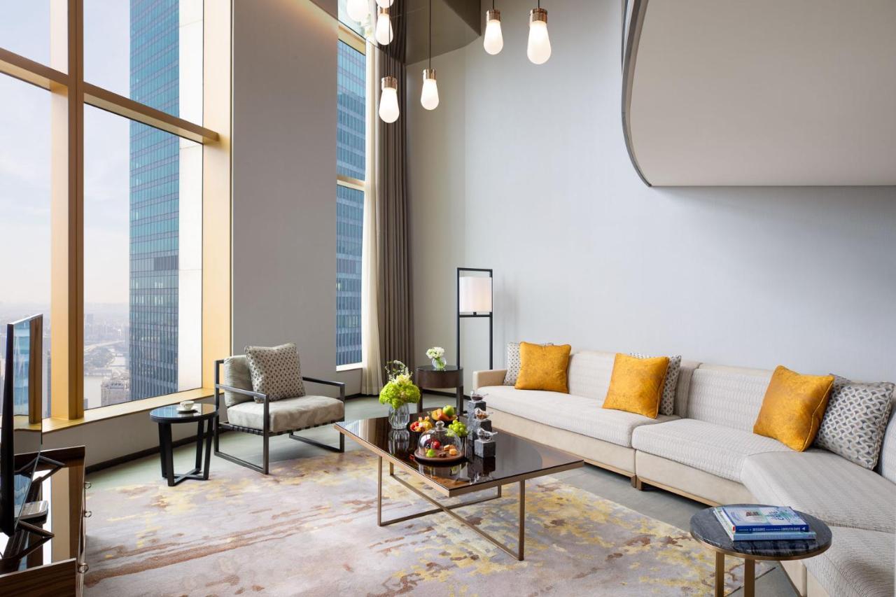 Jumeirah Living Guangzhou - Complimentary Shuttle Bus To Canton Fair Complex Экстерьер фото