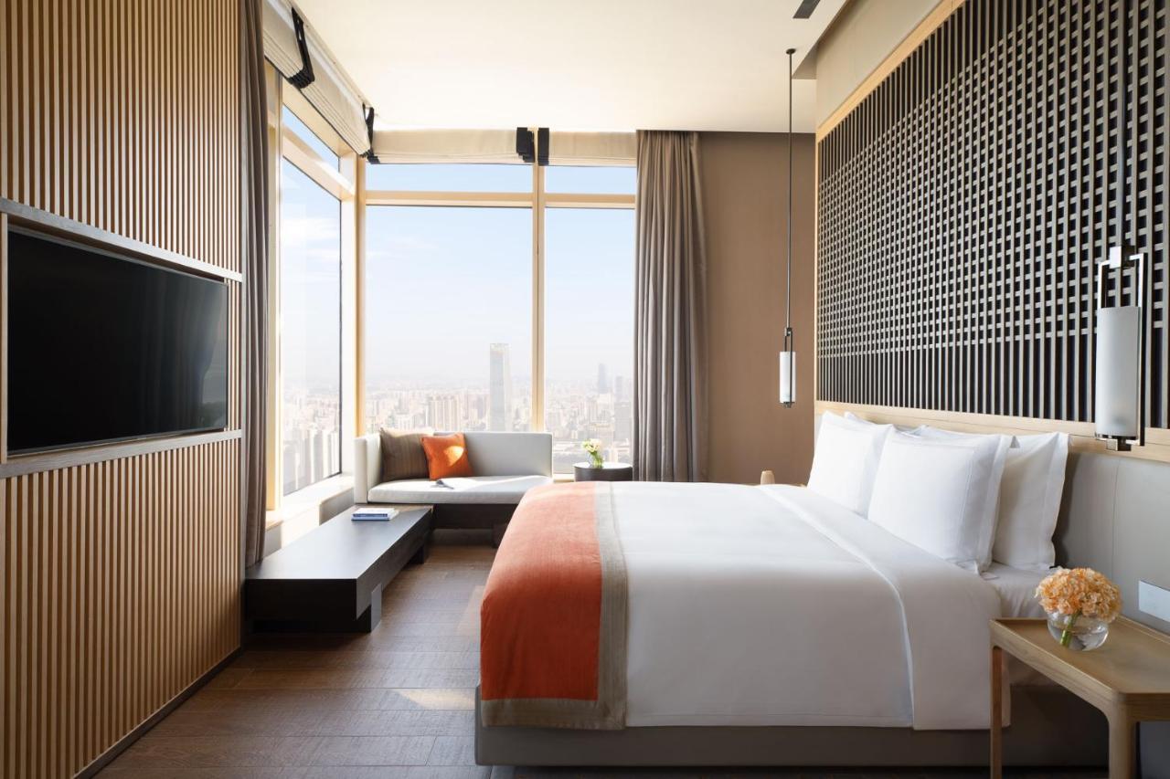 Jumeirah Living Guangzhou - Complimentary Shuttle Bus To Canton Fair Complex Экстерьер фото