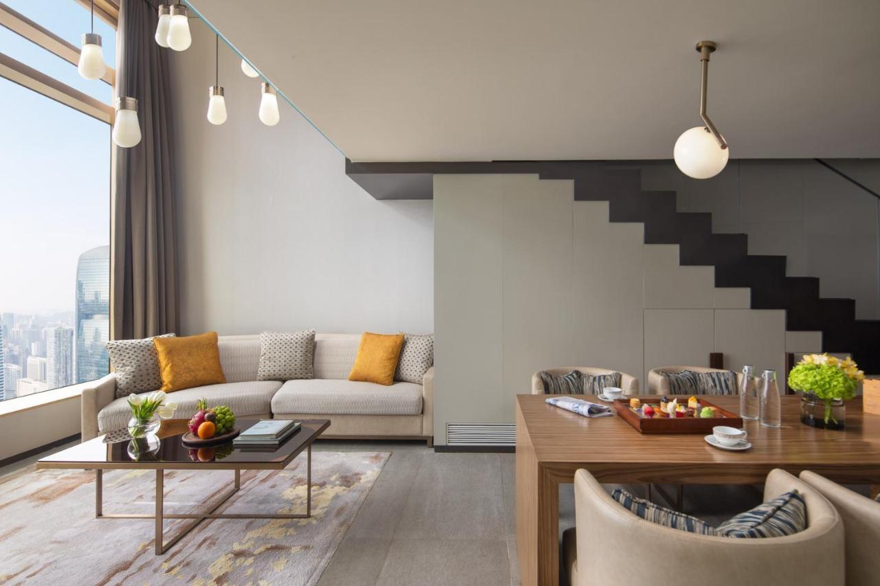 Jumeirah Living Guangzhou - Complimentary Shuttle Bus To Canton Fair Complex Экстерьер фото